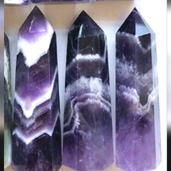 Four inch chevron Amethyst crystal tower - Picture 1 of 6